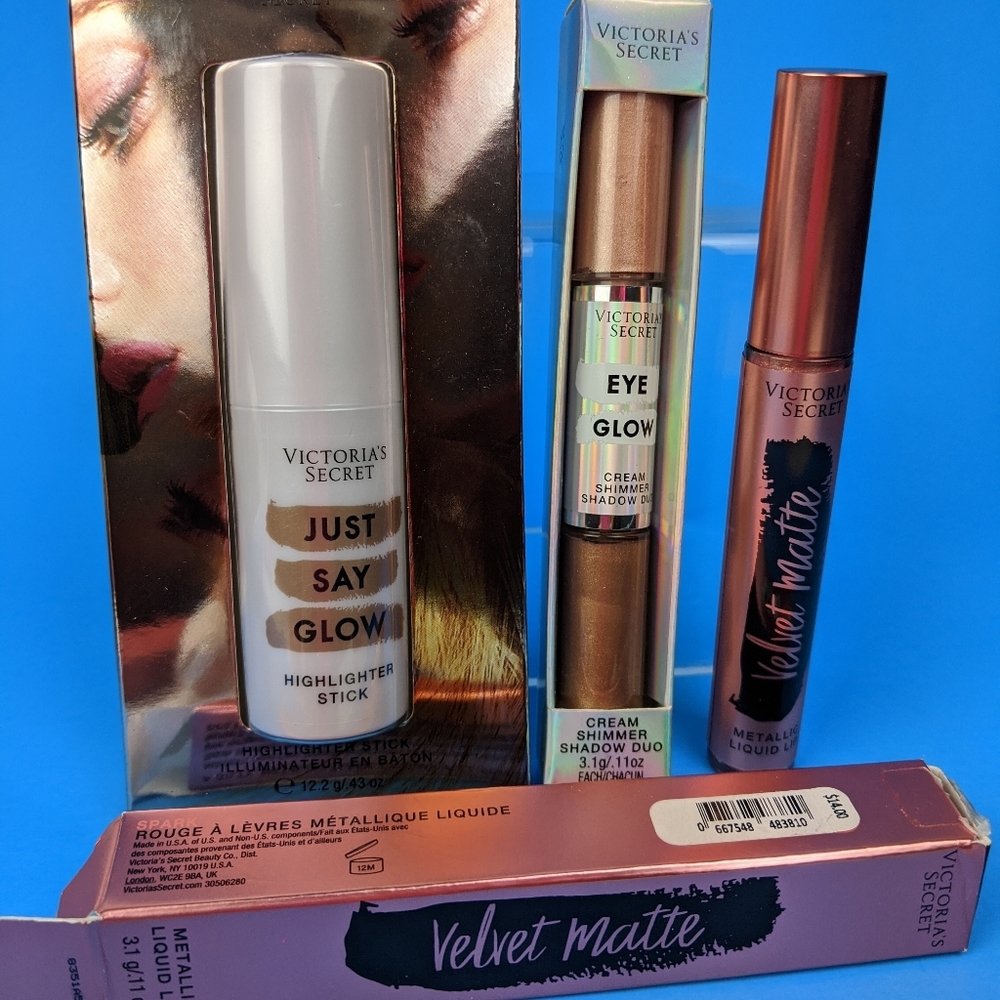 Victoria's Secret make up bundle Set of 3